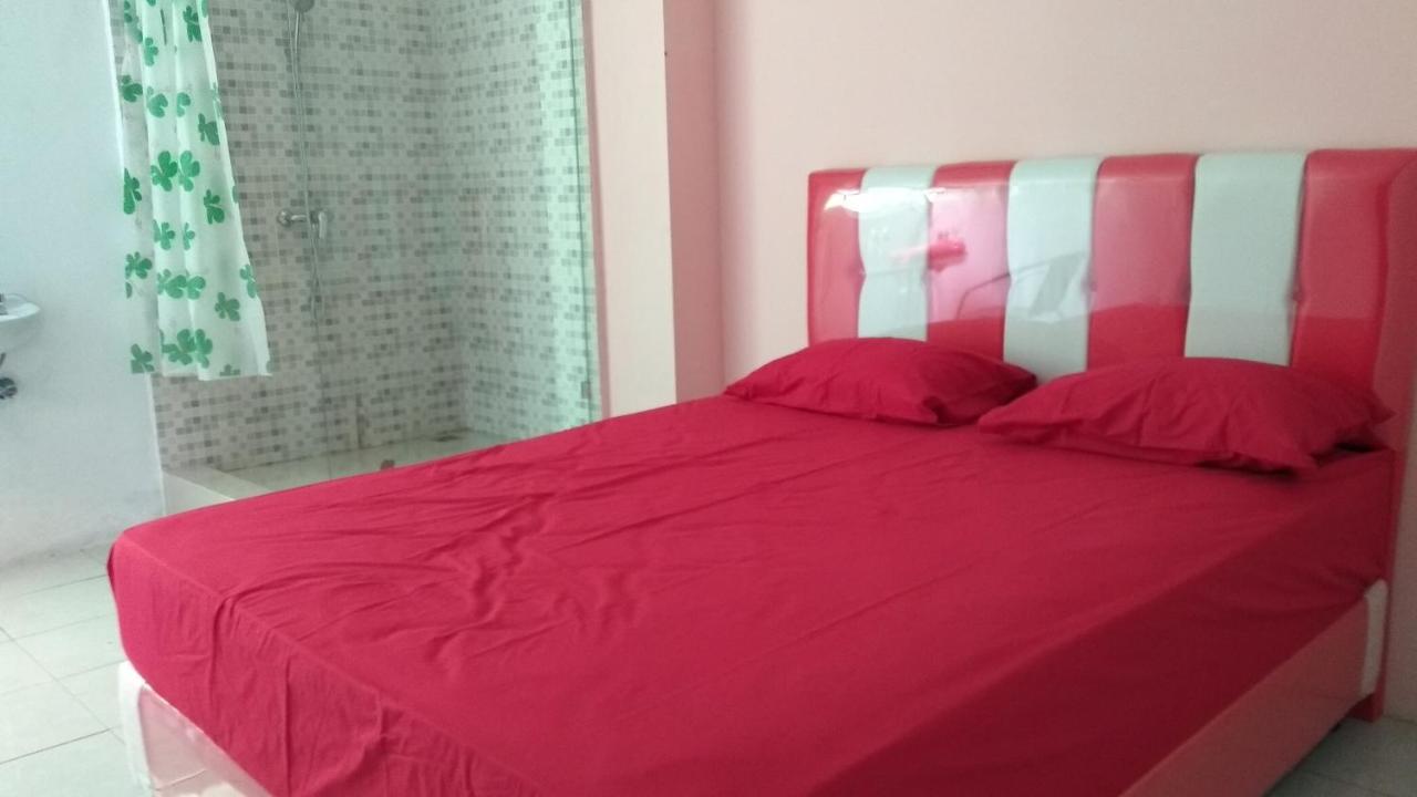 Uni Inn Semarang - Gunung Pati Esterno foto
