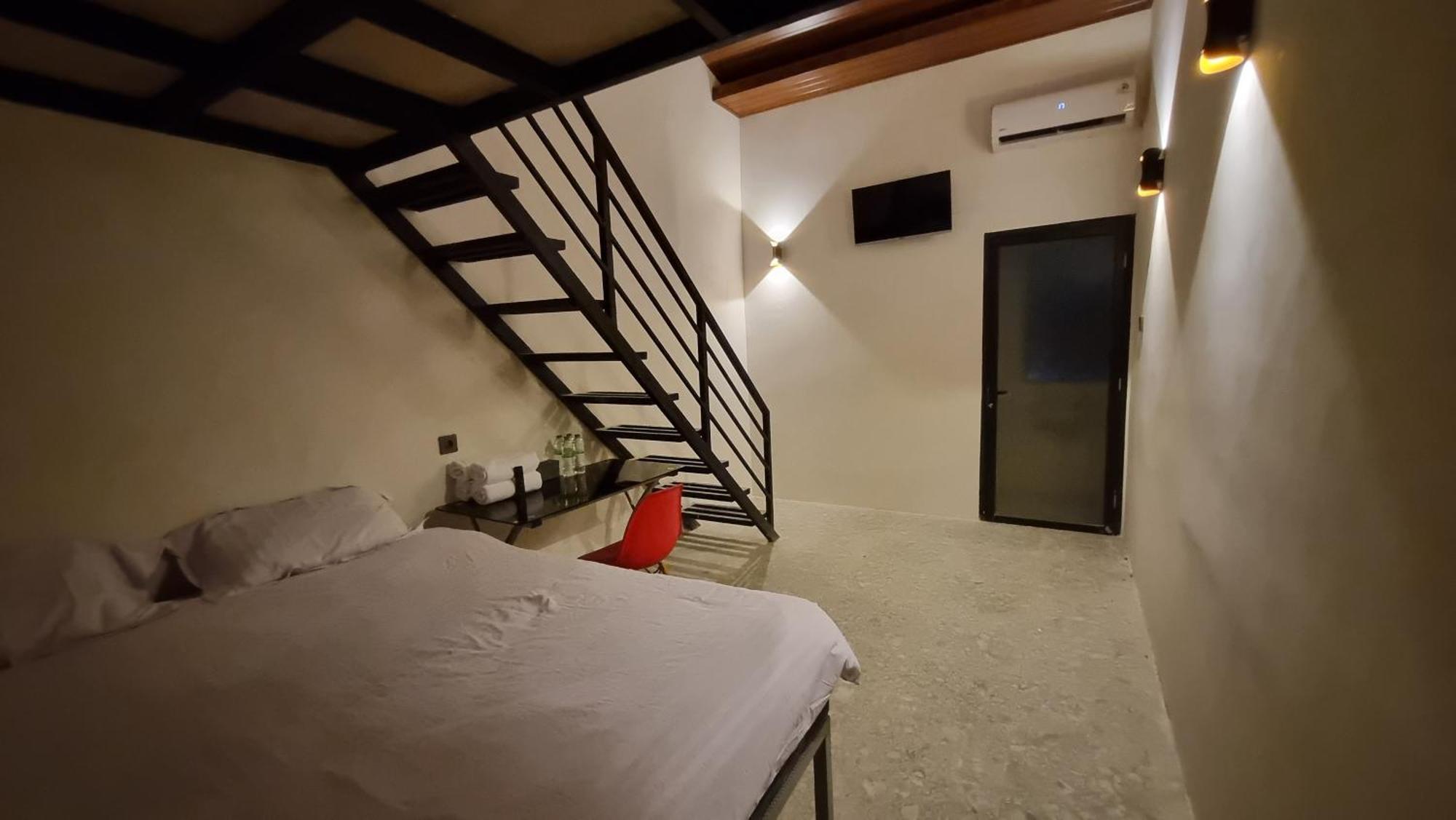 Uni Inn Semarang - Gunung Pati Esterno foto