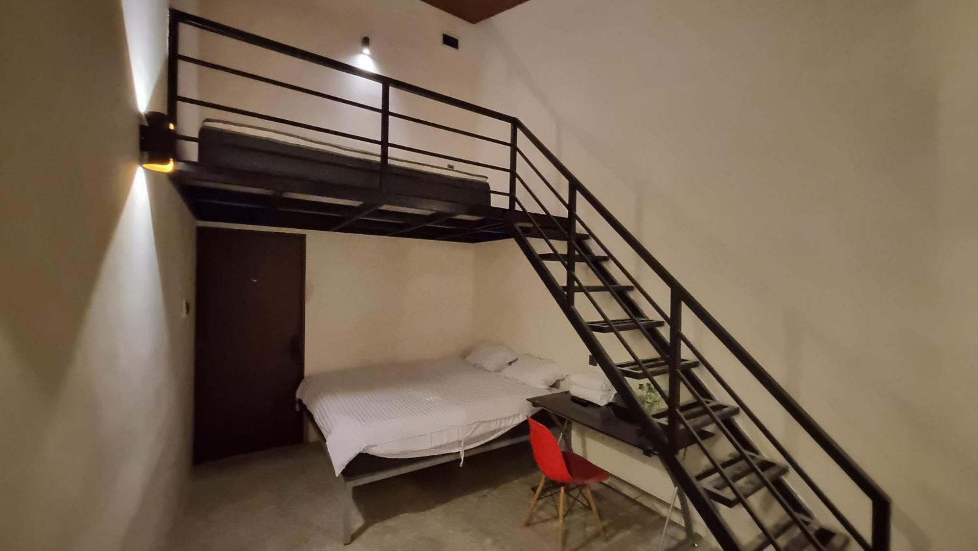 Uni Inn Semarang - Gunung Pati Esterno foto
